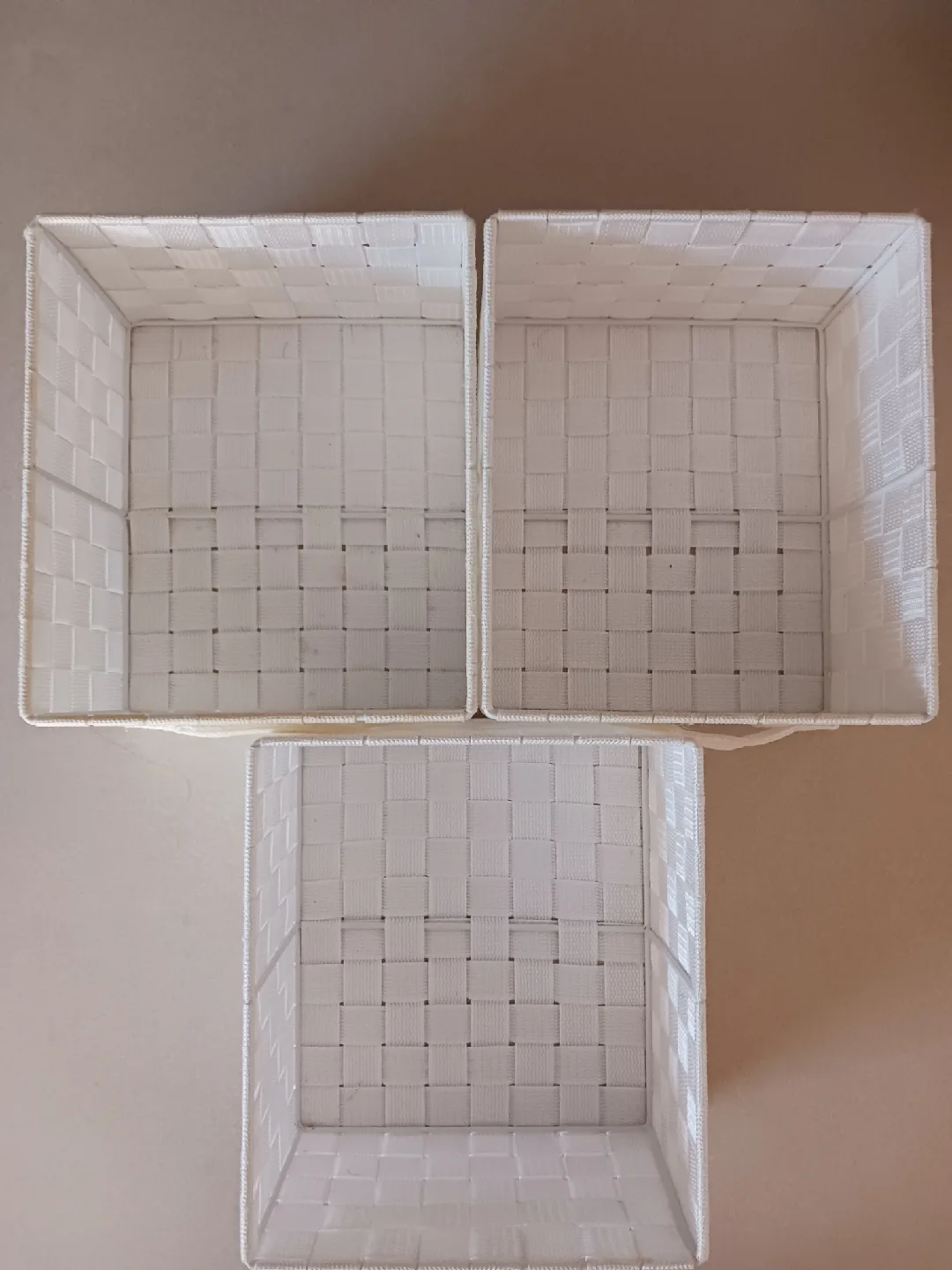 White Woven 3-Drawer Wood Storage Unit image indicator(10)