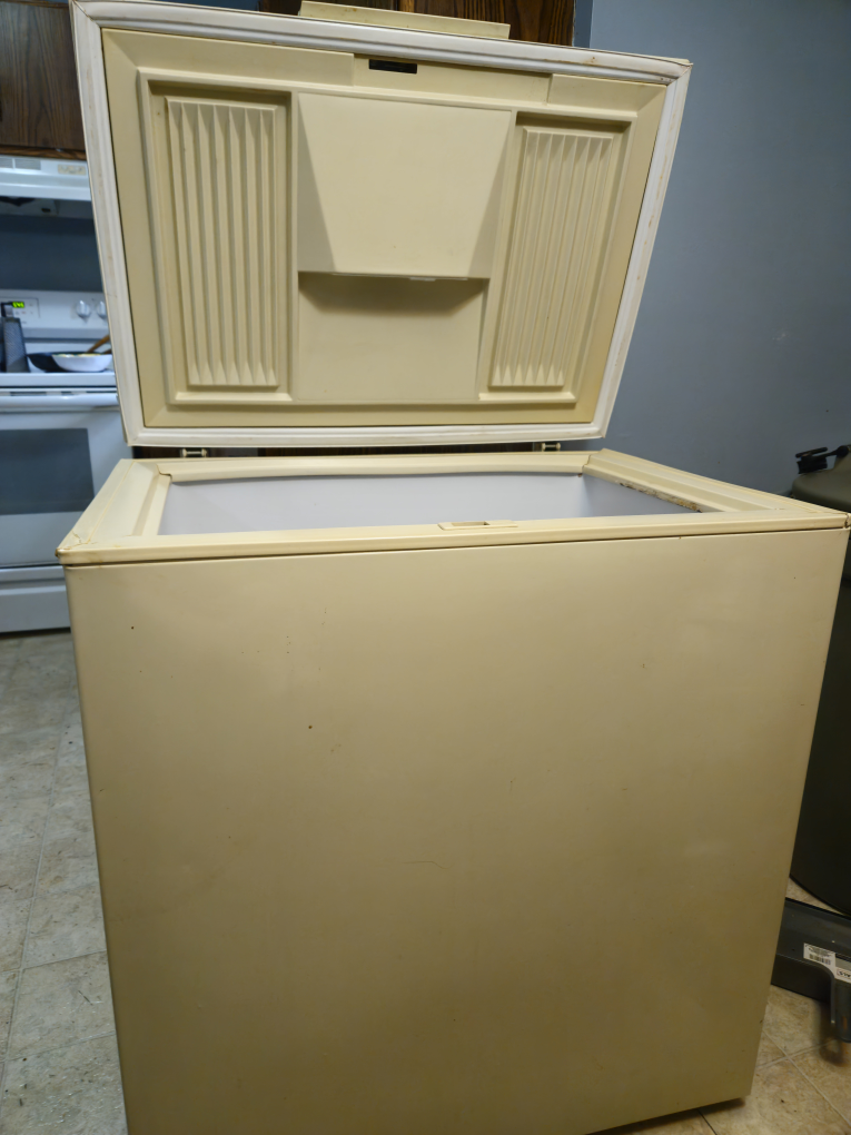 Kenmore Chest Freezer - Beige