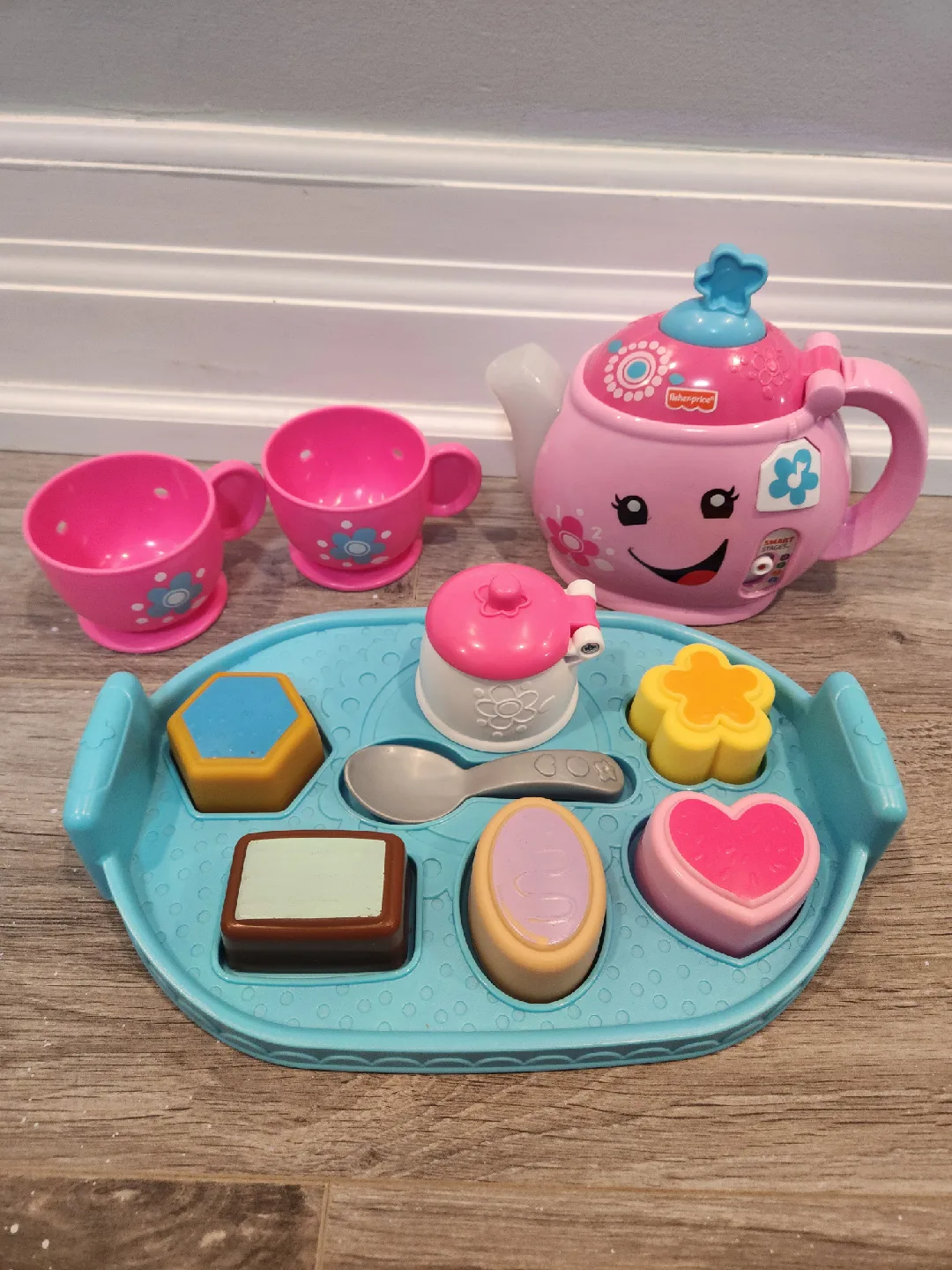 2 Fisher-Price playsets image indicator(2)