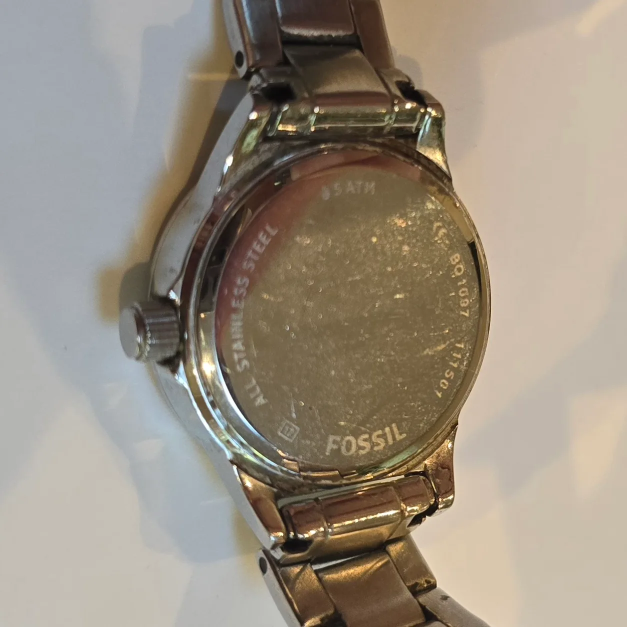 Womens Fossil Quartz Watch image indicator(10)