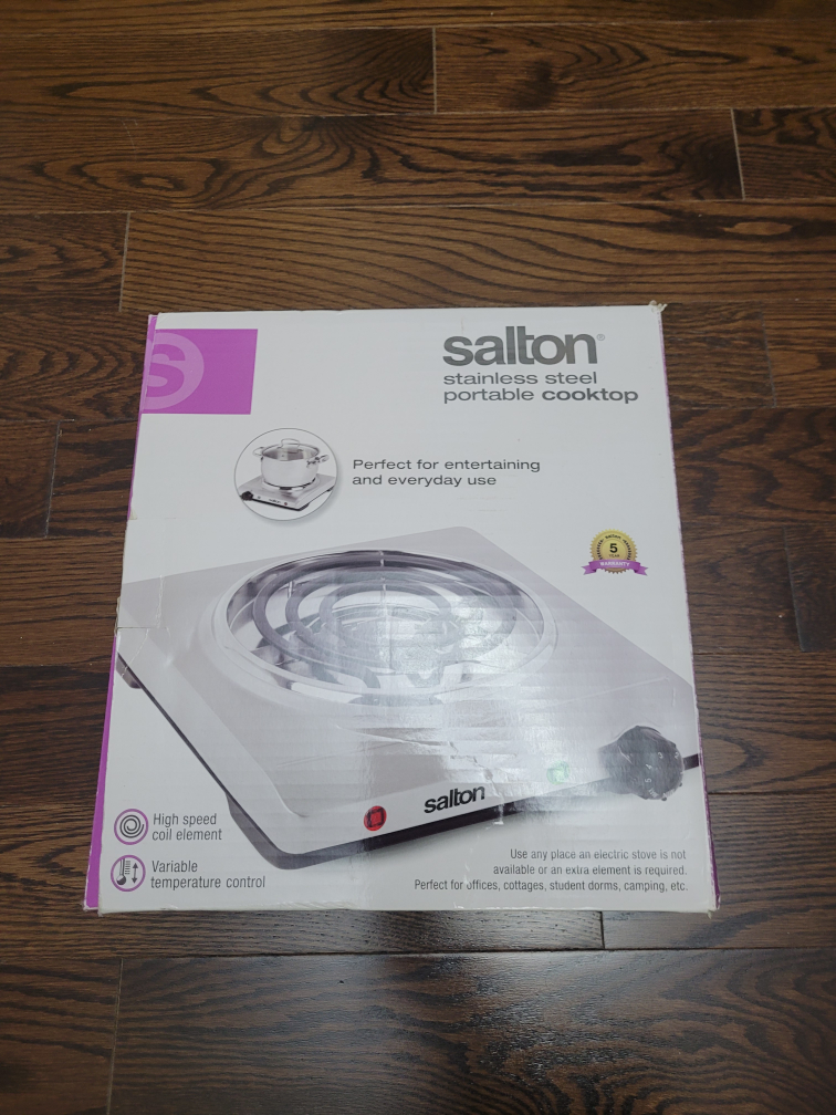 Salton Stainless Steel Portable Cooktop - New in Box!