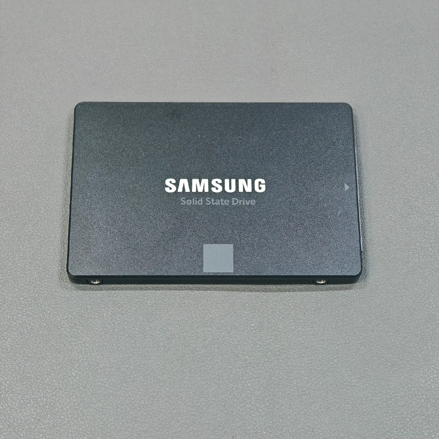 Samsung 860 EVO 250GB SSD image indicator(2)