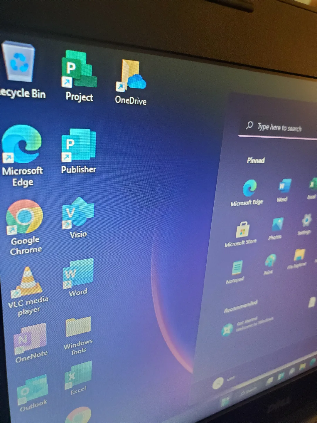 i5 7th gen 13.3inch windows 11pro Dell Latitude 3380 Laptop image indicator(5)