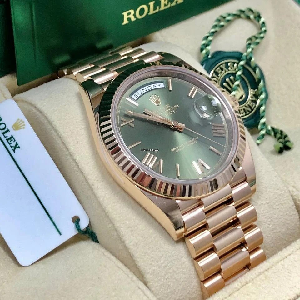 green and gold Rolex - photo 2