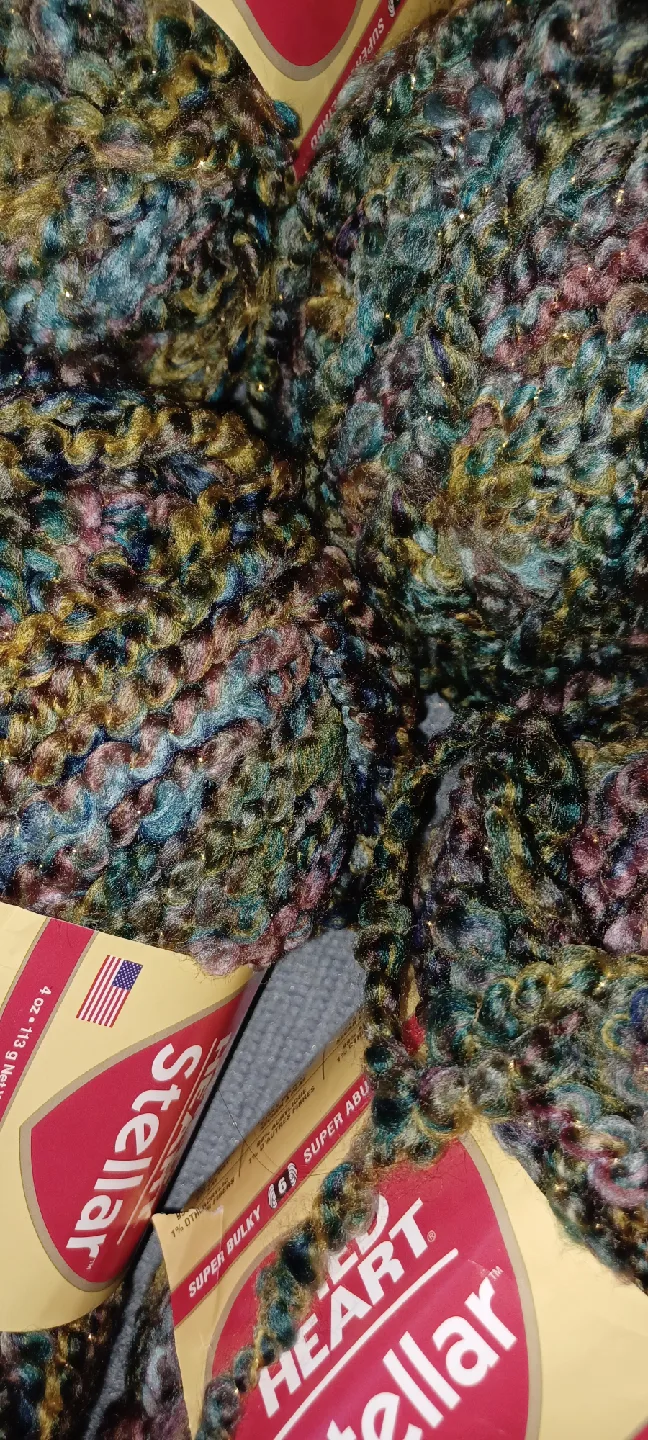 Red Heart Stellar Yarn - Super Bulky image indicator(3)