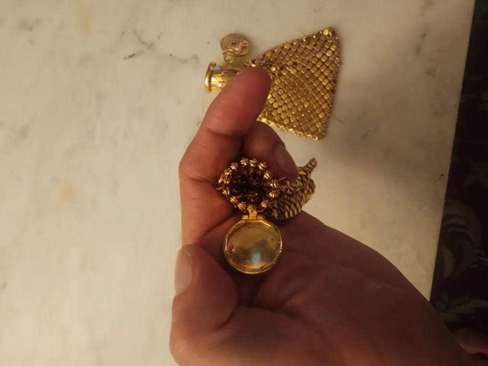 2 Vintage Whiting & Davis Co Mesh Evening Beggar's Bag Purse image indicator(2)