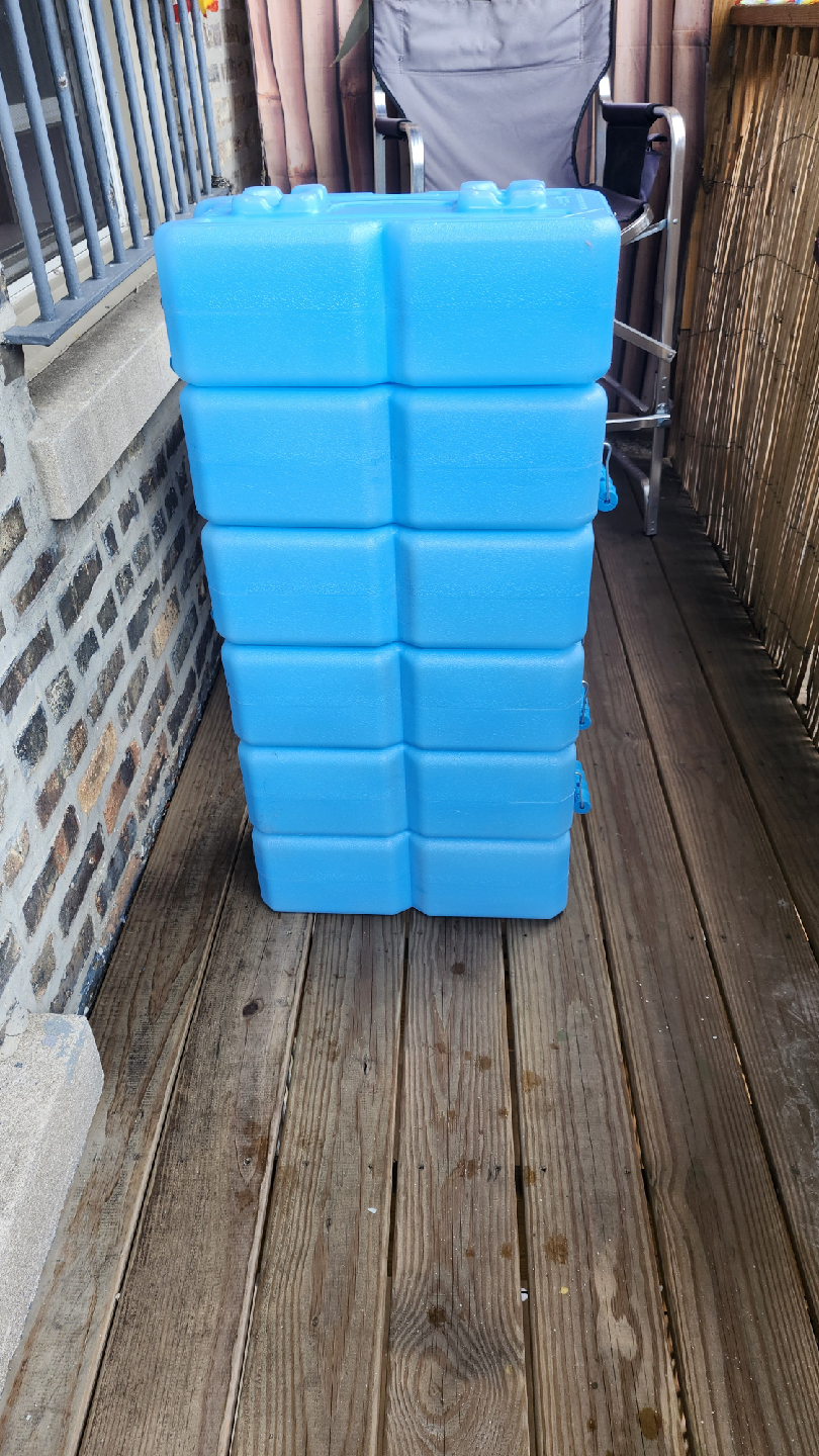preppers delight- 6pc lot 3.5 gallon water / food storage - photo 3