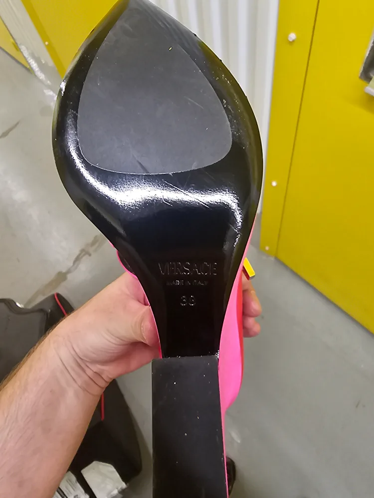 Versace Fuchsia Platform Heels - Size 38 image indicator(3)