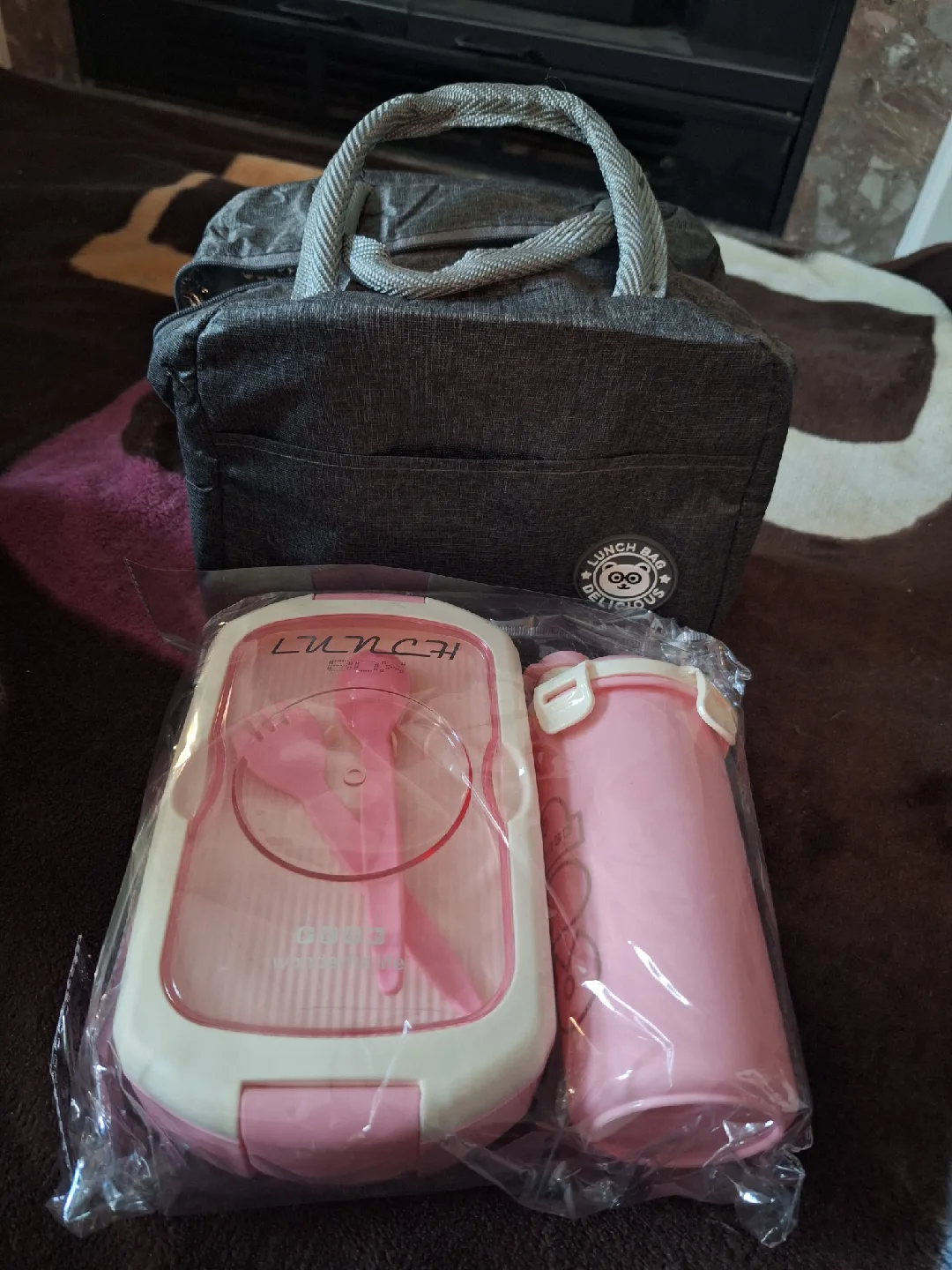 NEW Pink Lunchbox and Matching Cup 🥤 thumbnail