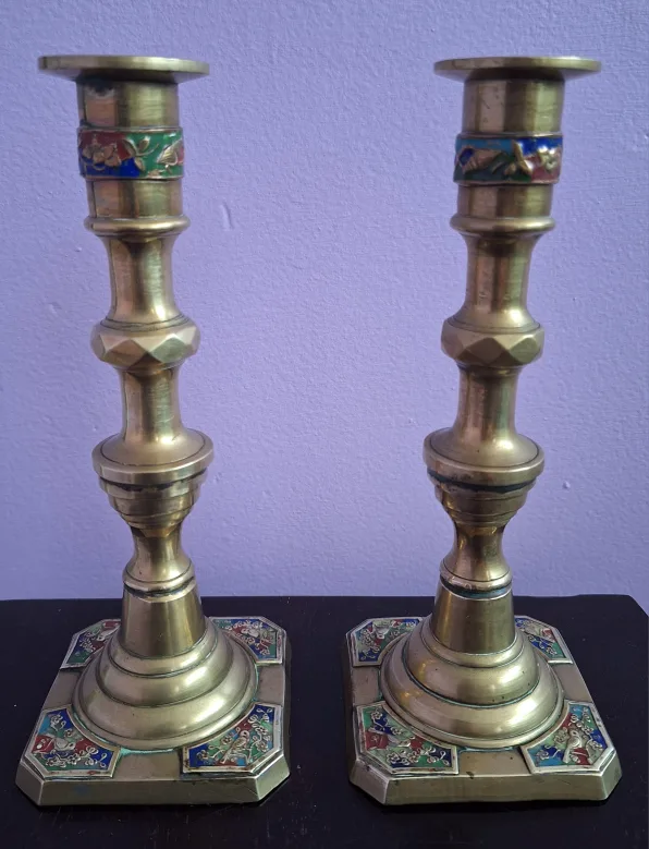 Vintage Brass Candlestick Holders (Pair) thumbnail