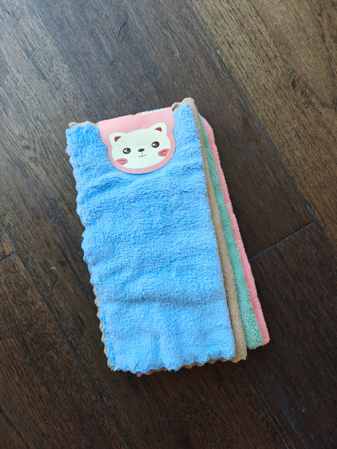 Set of 5 Soft Microfiber Cleaning Cloths thumbnail