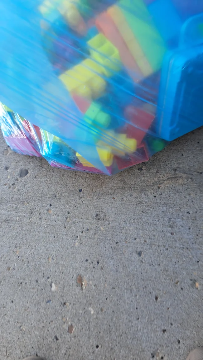 Bag of Mega Bloks image indicator(2)