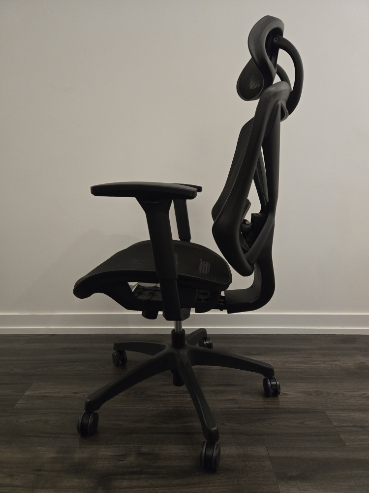 Staples Dexley Ergonomic Mesh Office Chair - photo 4