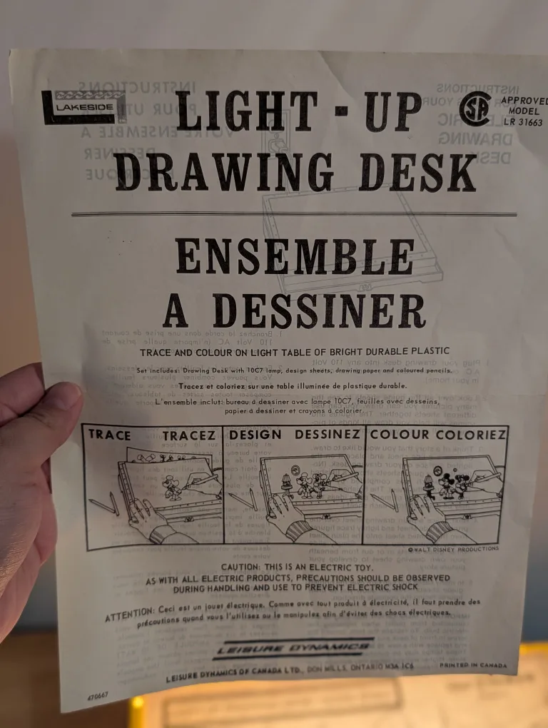 Vintage Lakeside Light-Up Drawing Desk image indicator(3)