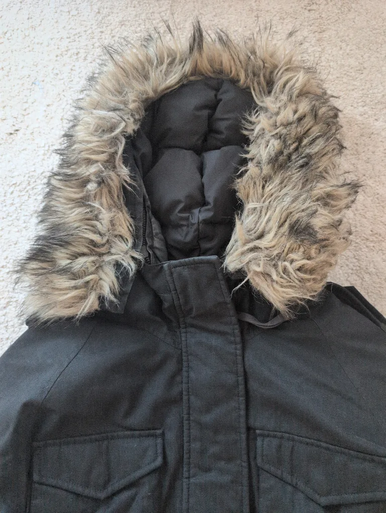 Aritzia West Parka Black Winter Coat image indicator(4)