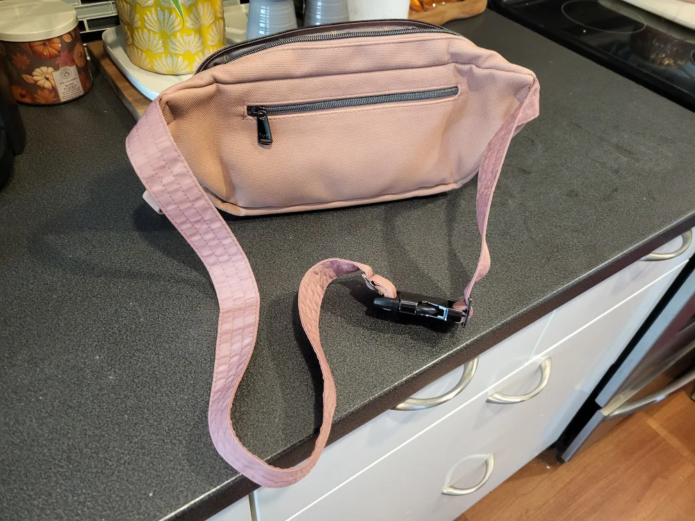 Lug Vegan Leather Hitch Cross Body image indicator(3)