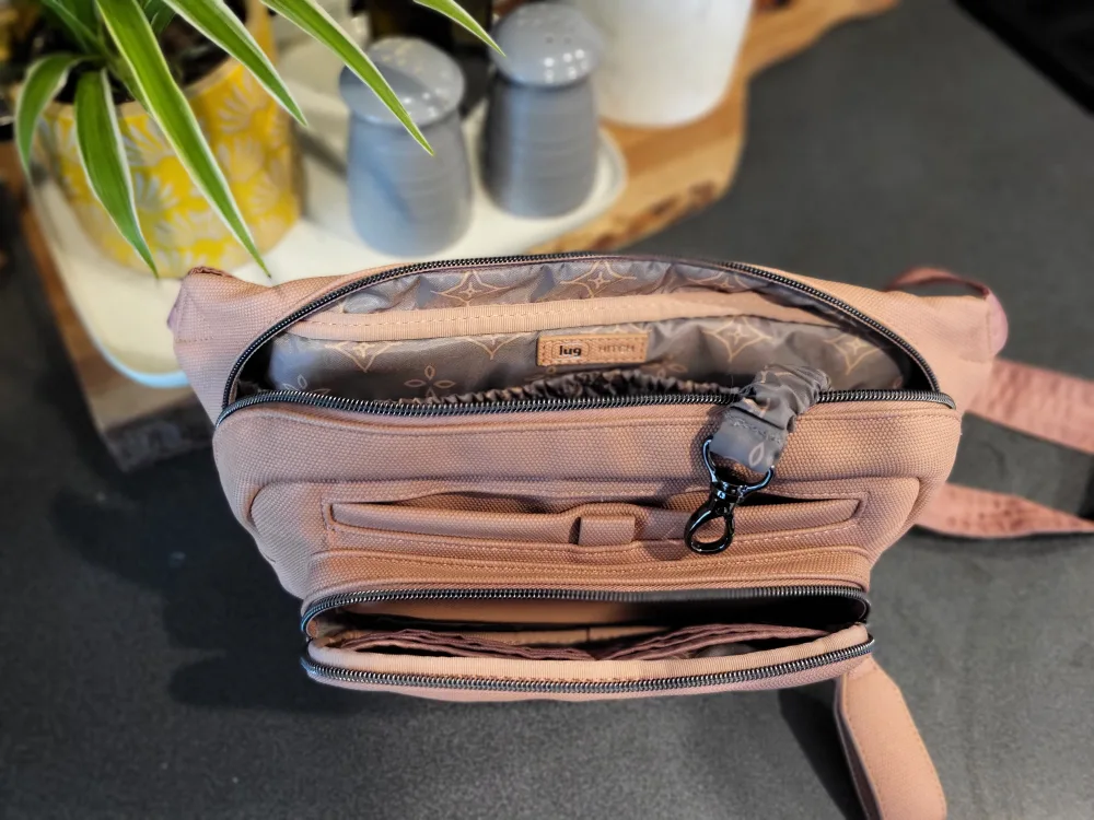 Lug Vegan Leather Hitch Cross Body image indicator(4)