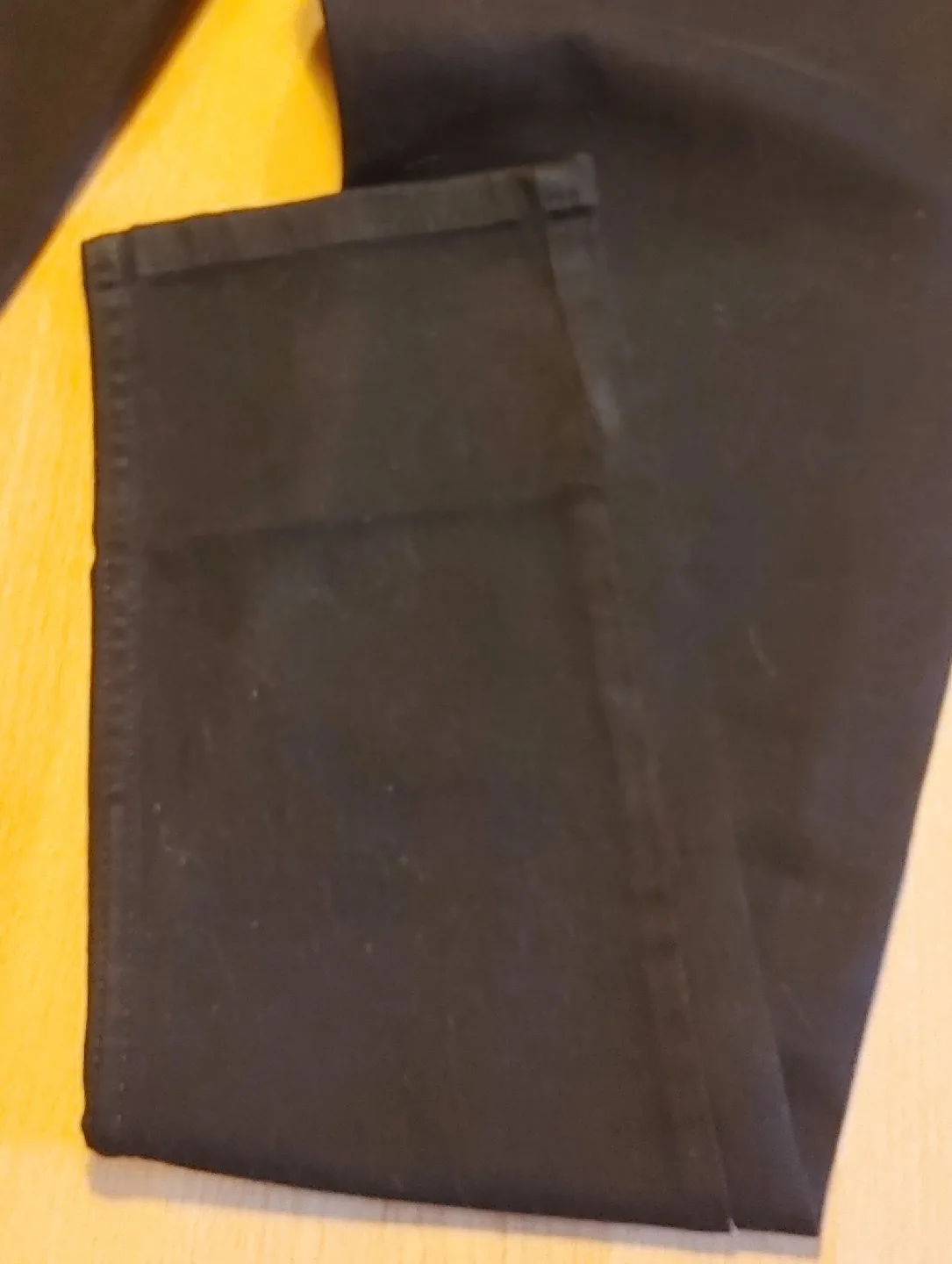 Levi's Black Jeans image indicator(4)