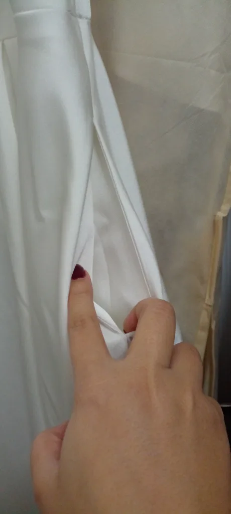 Wedding Dress image indicator(5)