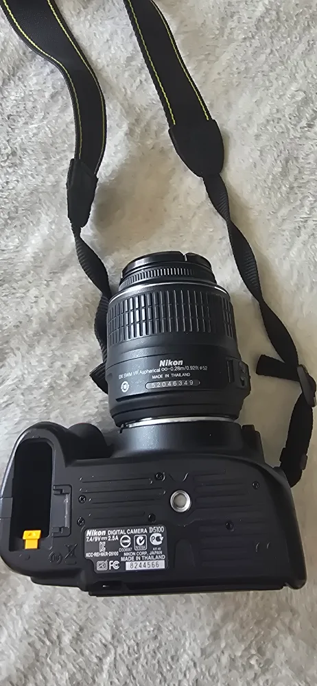 Nikon D5100 DSLR Camera with 2 Lenses image indicator(4)
