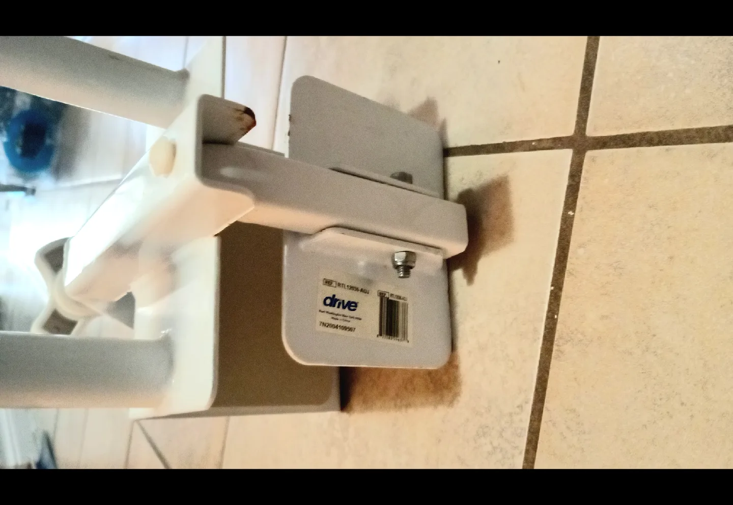 Drive RTL12026-ADJ Adjustable Tub Bar image indicator(3)