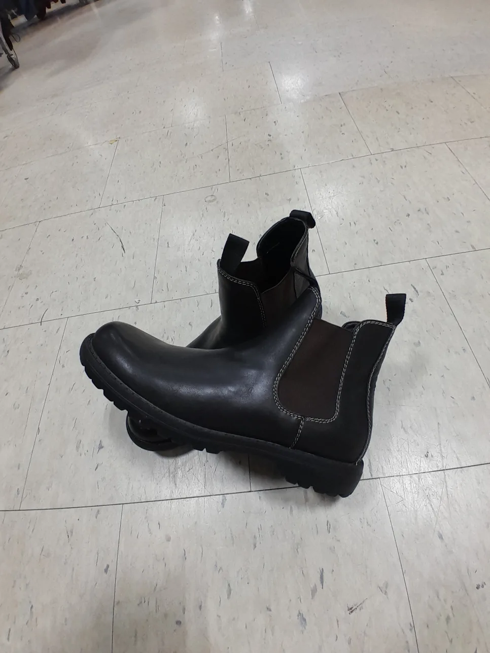 Winter Boot Black Leather Chelsea Original Joe Fresh Size 11 thumbnail