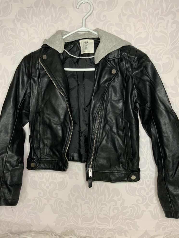 Kids fashionable H&M jacket with detachable hoodie