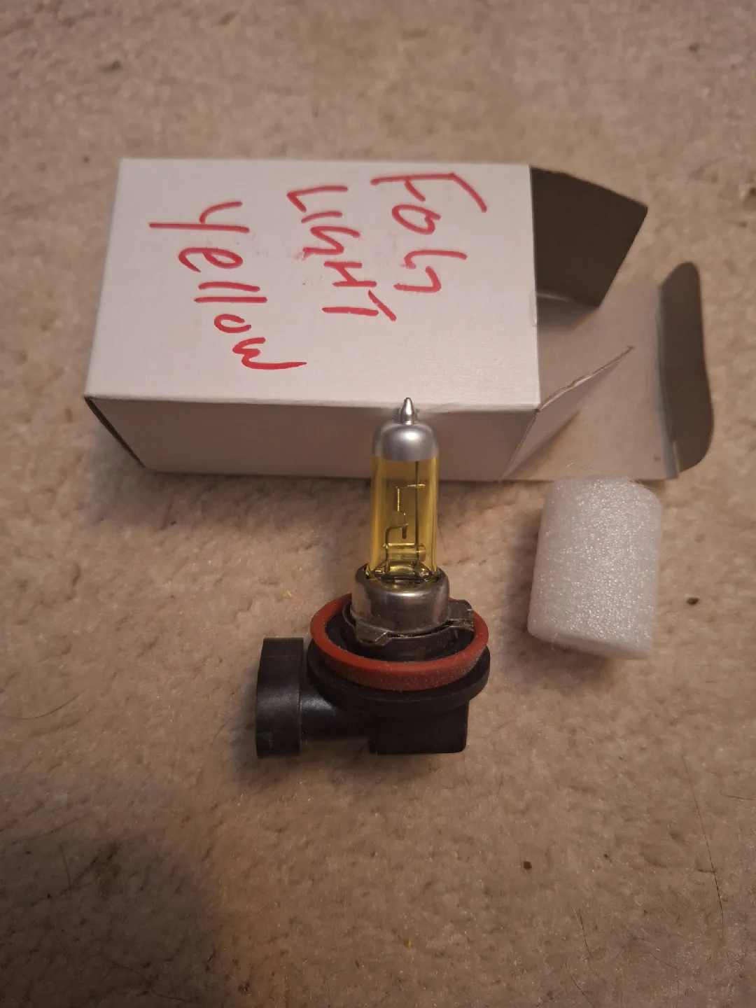 NEW H11 12V 100W Yellow Fog Light Bulb (x2) 💡 thumbnail