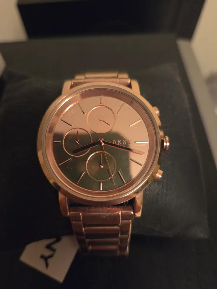 DKNY Rose Gold Women's Watch image indicator(4)