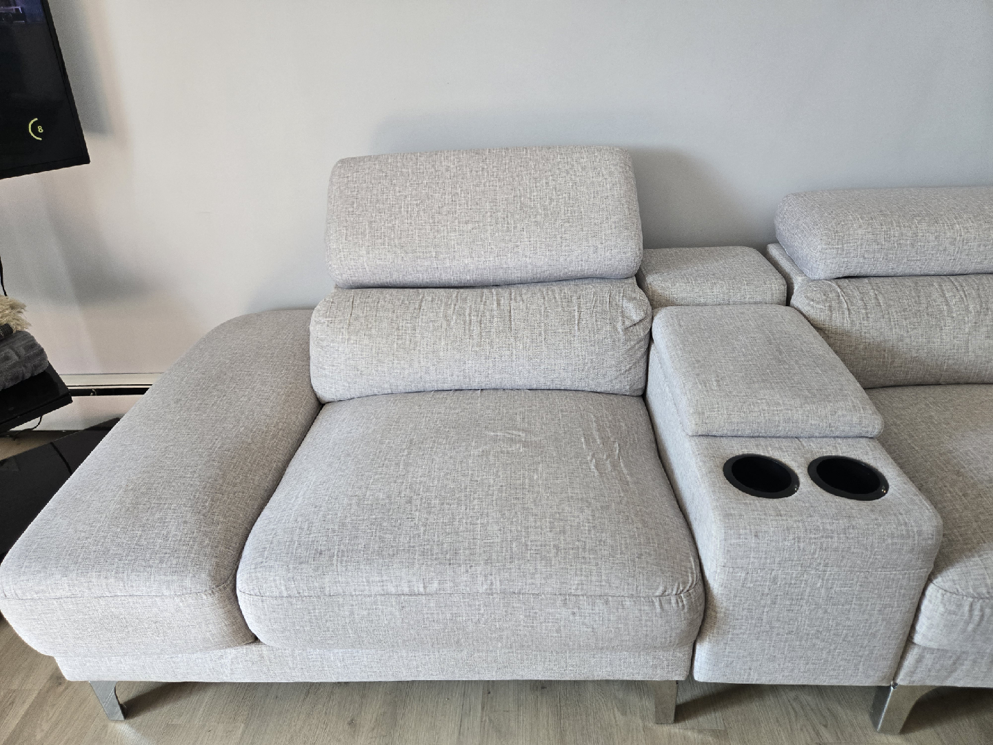 sofa - photo 3