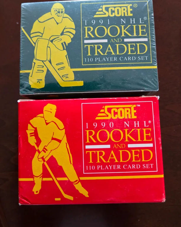 Vintage Team Canada, Bowman & Score NHL Hockey Card Sets image indicator(3)