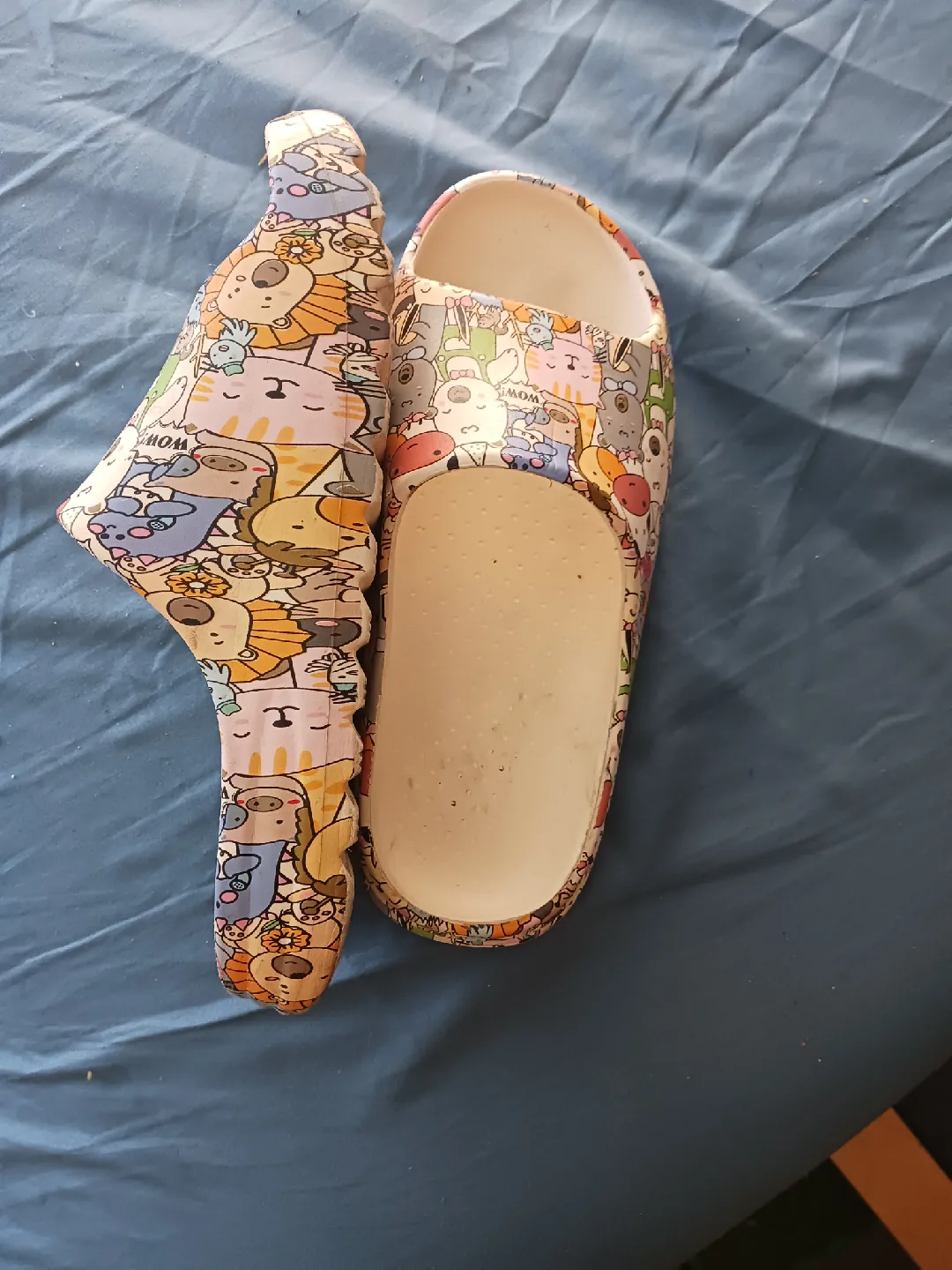 Cartoon Print Slides image indicator(2)