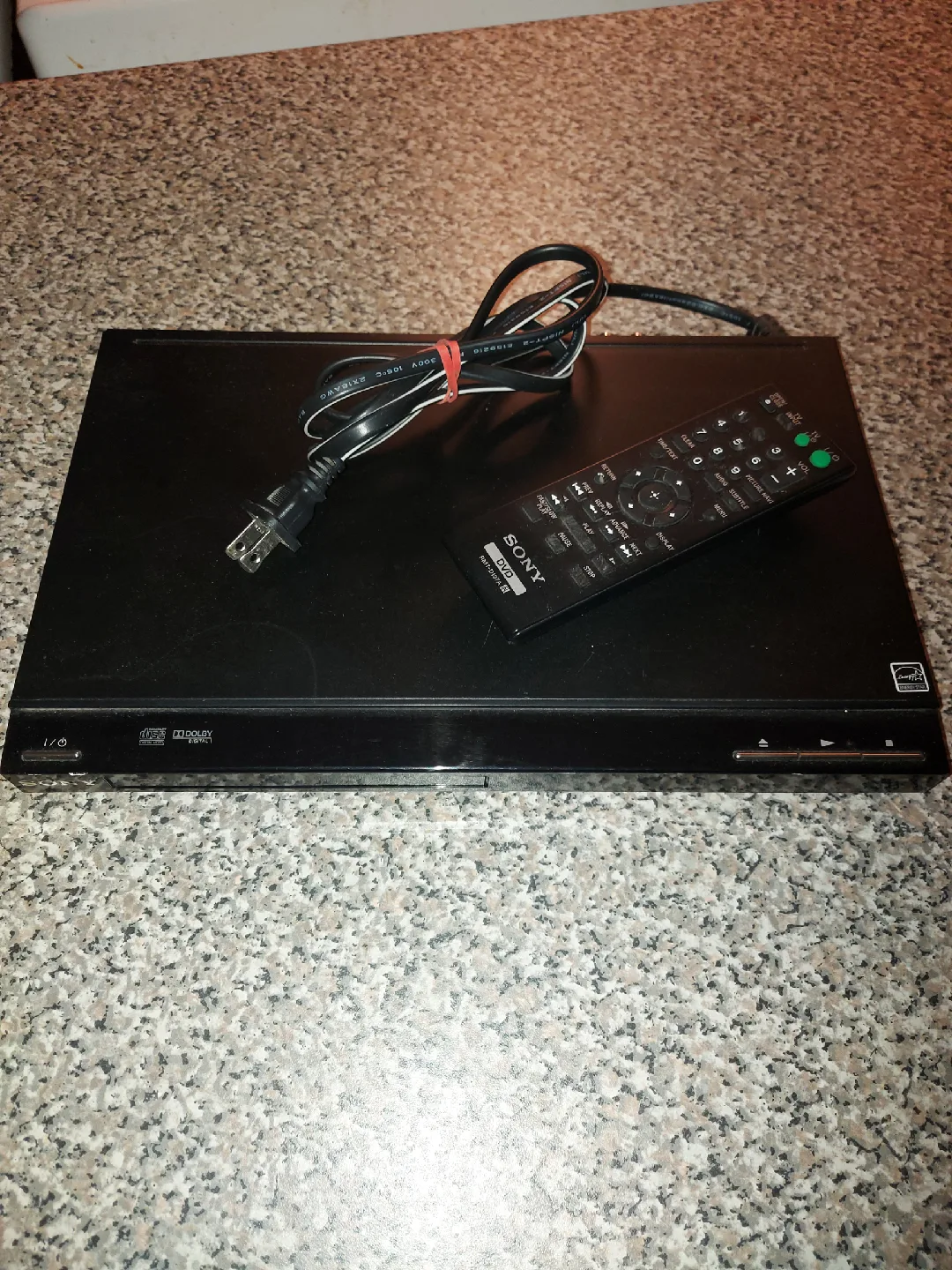 Sony DVD Player with remote control image indicator(2)