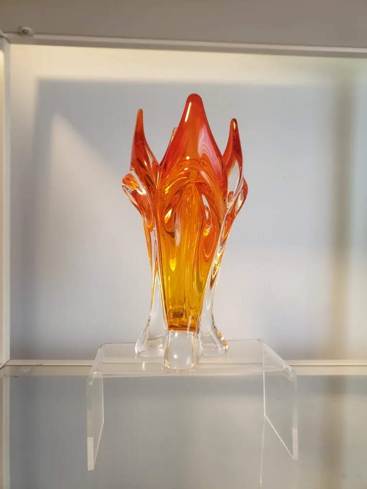 Chalet Two tone Art Glass Vase thumbnail
