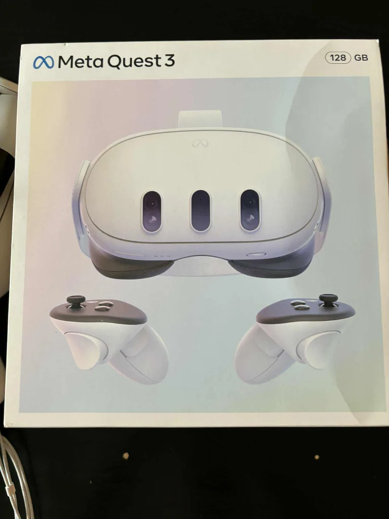 Meta Quest 3 VR - 128 GB image indicator(5)