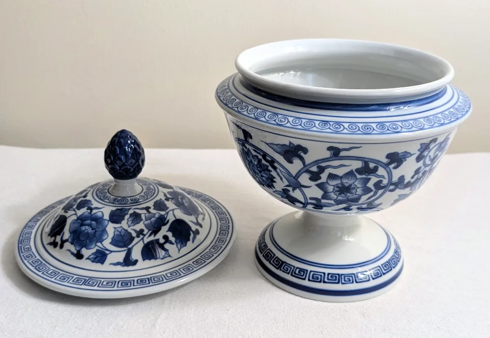Vintage Bombay Blue & White Porcelain Pedestal Bowl image indicator(2)