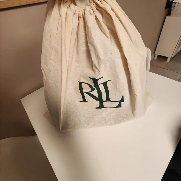 Lauren Ralph Lauren Black Leather Tote Bag image indicator(5)