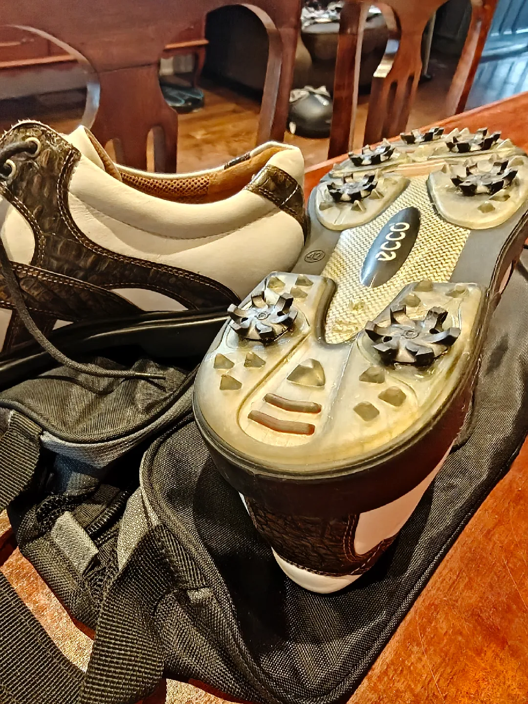 ECCO Classics Premiere Mens Golf leather Shoes -  Size 42 image indicator(4)