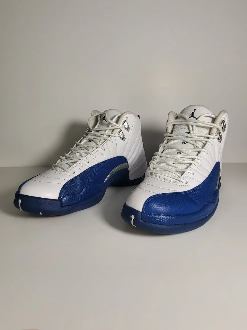Men’s Jordan 12 Retro French Blue 130690-113 Size 9.5 image indicator(3)