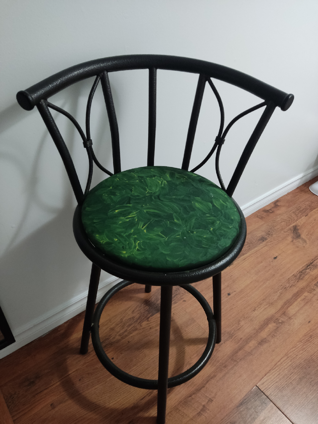 Swivel black metal bar stool - photo 2