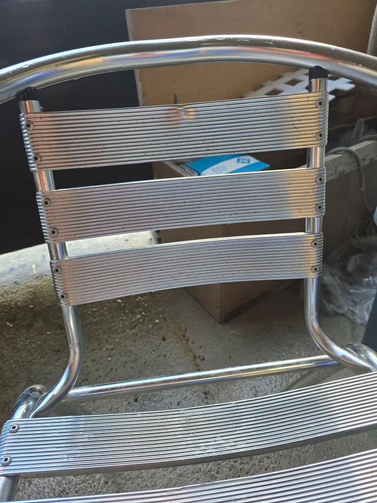 Set of 2 Aluminum Outdoor Chairs image indicator(4)