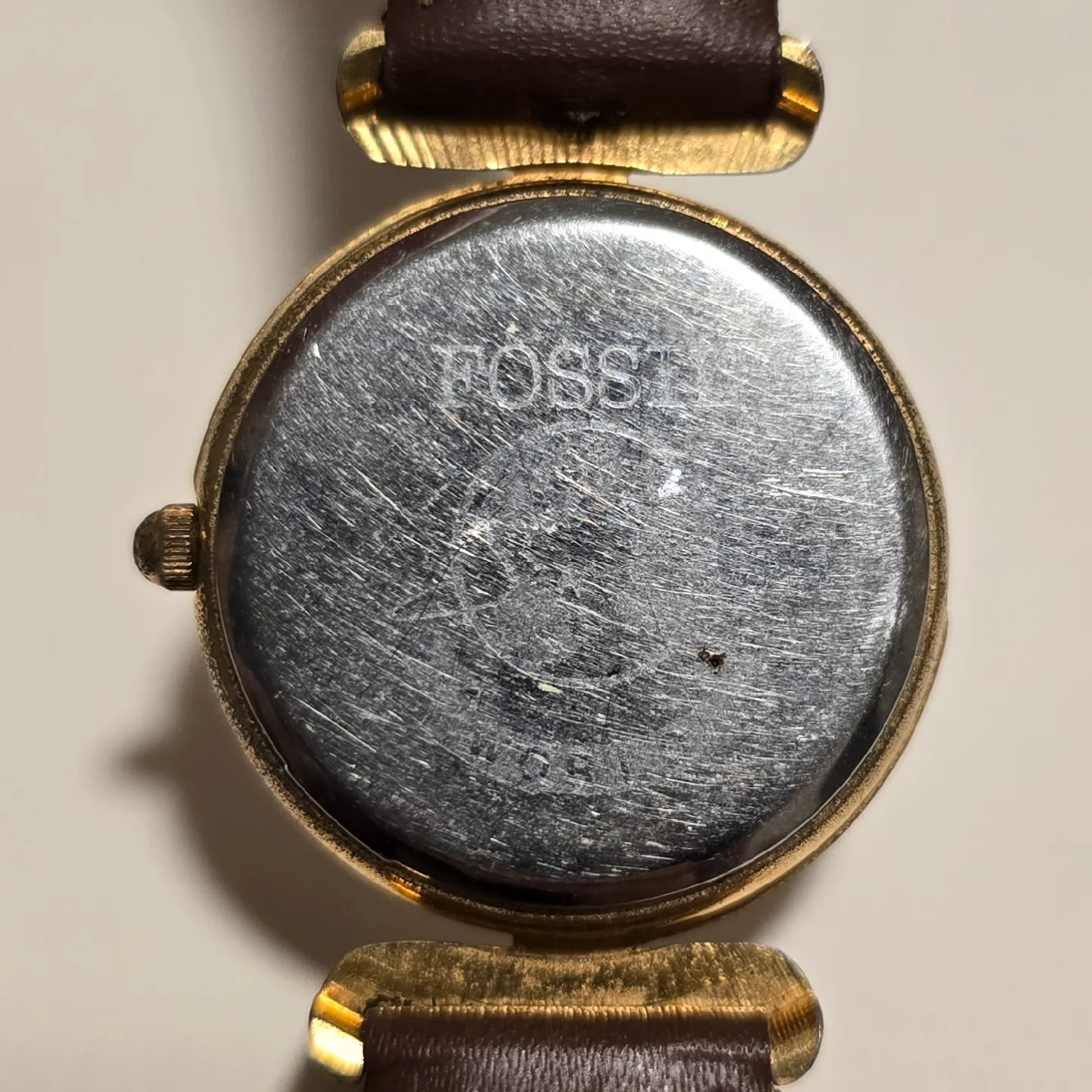 Fossil Quartz Watch New Battery image indicator(7)