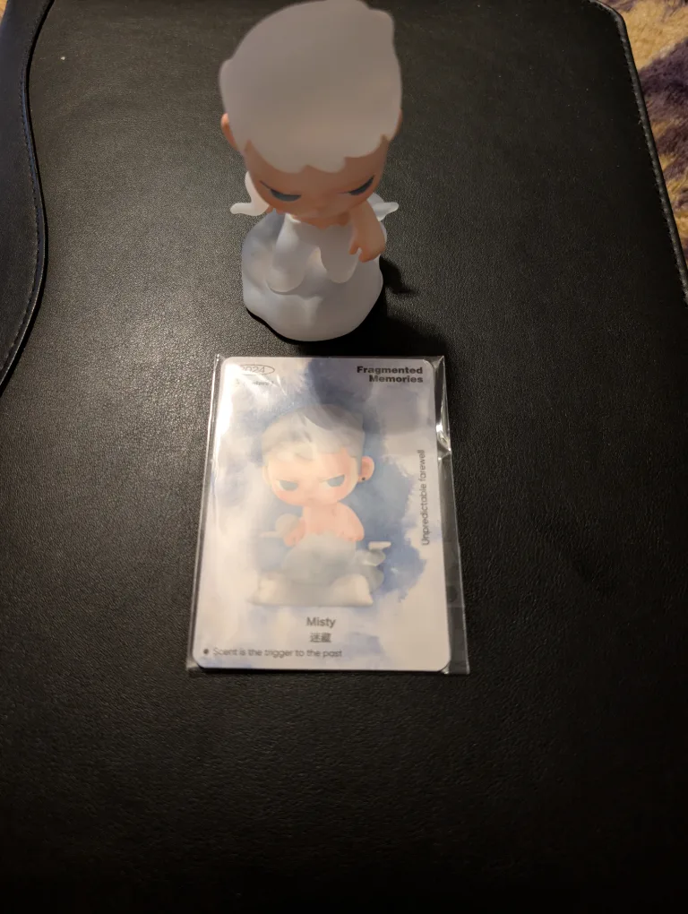 Pop Mart Kubo Fragmented Memories Misty Figure thumbnail