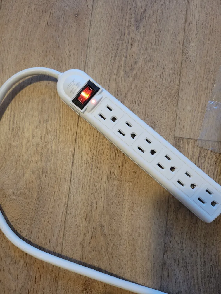Extension Cords + Outlet Extenders image indicator(3)