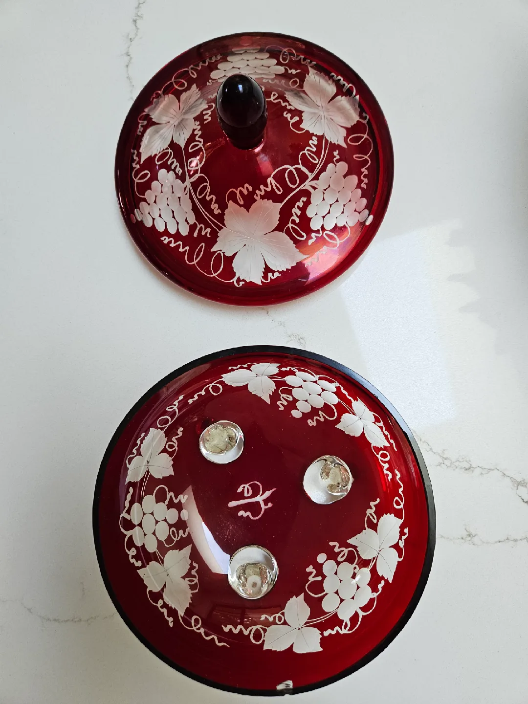 Red Glass Candy Dish with Lid image indicator(4)