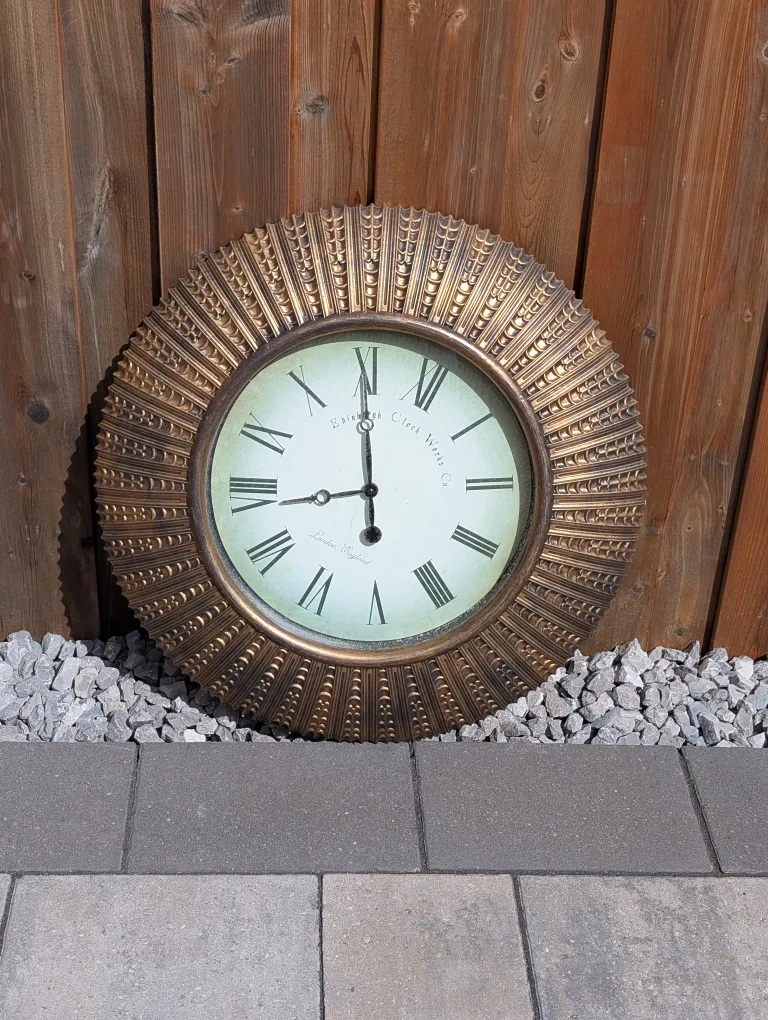 Edinburgh Clock Works Co. Wall Clock 🥕 thumbnail