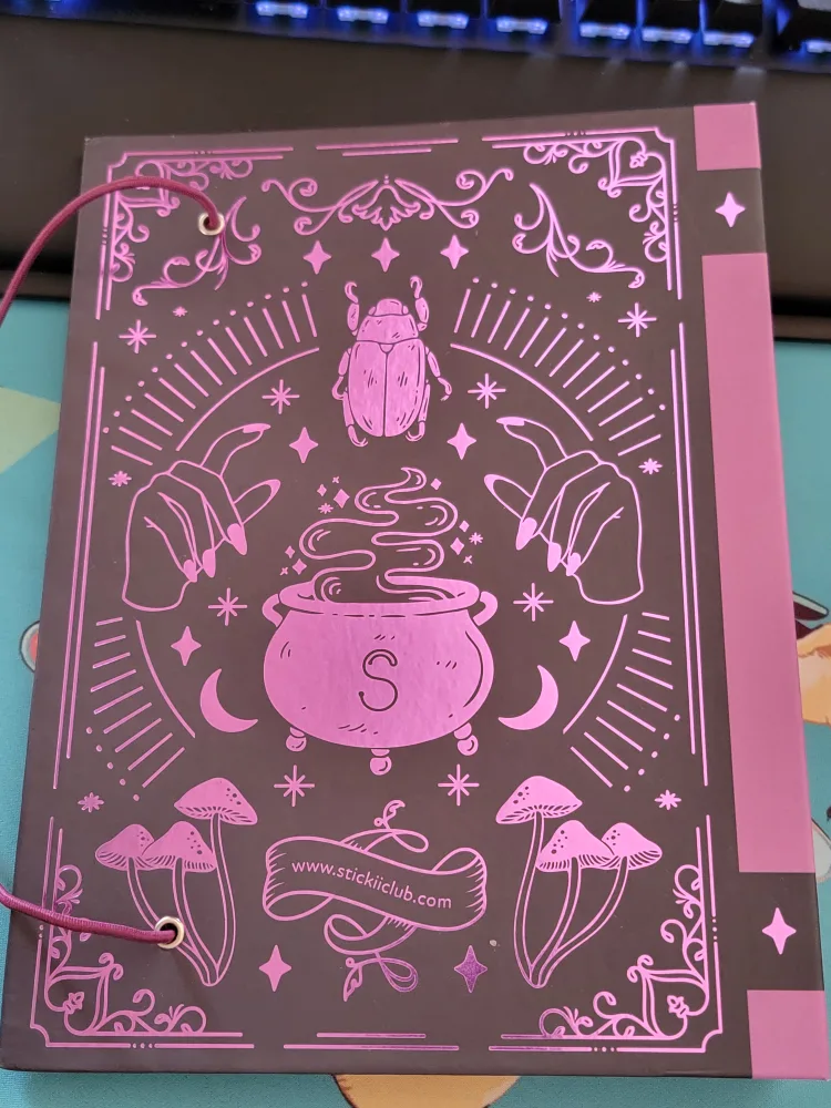 🥕 Stickii Club Book of Magic Binder image indicator(3)