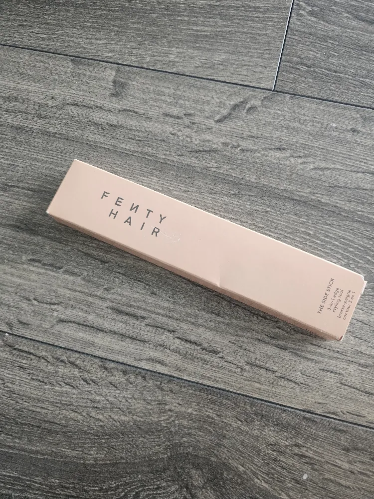 New Fenty Hair Sidestick 3-in-1 Edge Styling Tool image indicator(2)