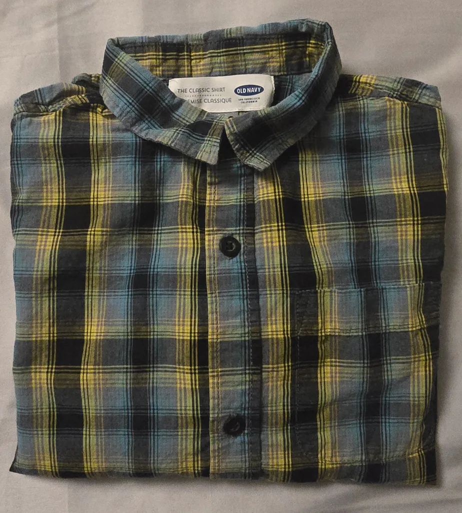 Boys Old Navy Plaid Shirt - Size 6-7 (S) image indicator(3)
