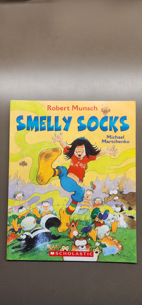 Smelly Socks by Robert Munsch